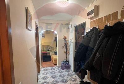 Apartament cu 4 camere decomandat în Central - 1