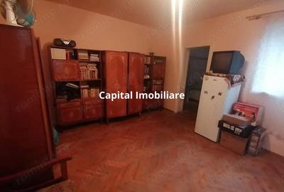 Casă cu Teren 895 Mp în Central - 12