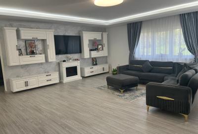 Casă individuală cu 4 camere cu Teren 1400 Mp în Central - 1