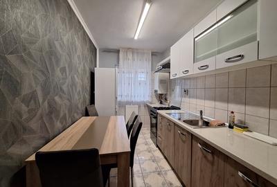 Apartament cu 2 camere, decomandat, parcare, zona Eroilor - 3