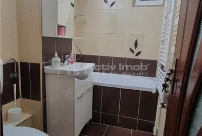 Apartament cu 2 camere decomandat, mobilat în Micro 20 - 3