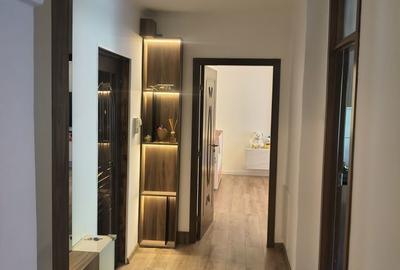 Apartament cu 2 camere decomandat în Podu Oltului - 6