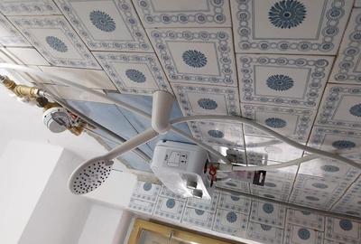 Inchiriez camera de camin cu baie proprie si convector pe gaz .900 chiria plus garan?ie - 3