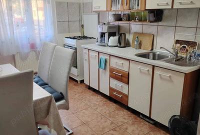 Apartament cu 2 camere decomandat în Cetate - 2