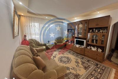 Apartament cu 3 camere semidecomandat în Craiovița Nouă - 2