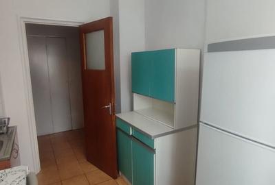 Apartament cu 2 camere semidecomandat în Titan - 2