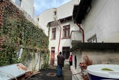 De vanzare Teren Intravilan zona Polona, sector 2 - 4