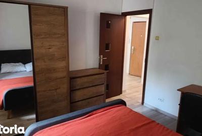 Apartament cu 2 camere decomandat în Plopilor - 2