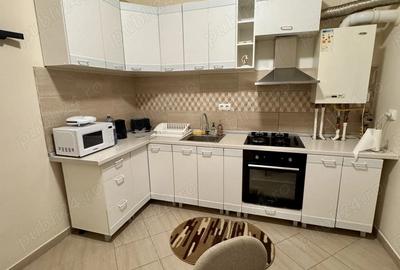 Apartament cu 2 camere decomandat în Central - 3