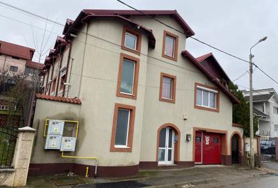 Casă cu 4 camere în Prundu - 1