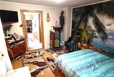 Casa, zona Chercea, constructie BOLTARI, anul 2000 - 7