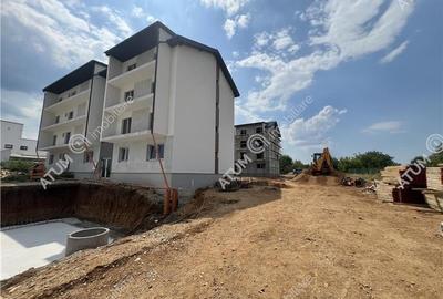 Apartament la cheie cu 2 camere decomandate etaj 1 zona Shopping City