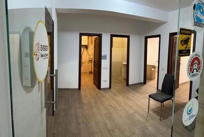 Spatiu pentru birouri, la nivel 1 din 4 , suprafata 100 mp, curat , liber - 6