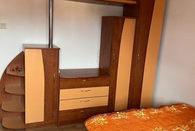 Apartament cu 4 camere decomandat, mobilat în Semicentral - 1