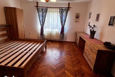 Casă cu 5 camere cu Teren 936 Mp în Central - 18