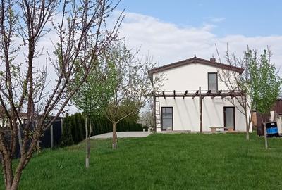 Casă cu 4 camere cu Teren 1200 Mp în Ciugud - 2