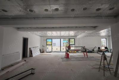 Spatiu , ideal clinica , - 3