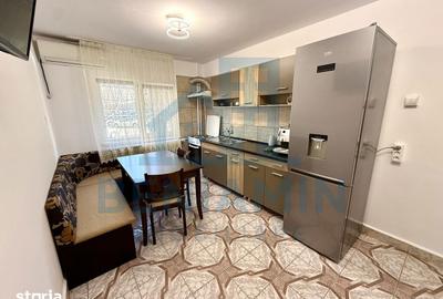 Apartament cu 2 camere decomandat în Rovine - 1