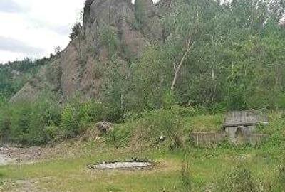 Teren de 1000 mp, în Doftana - 4