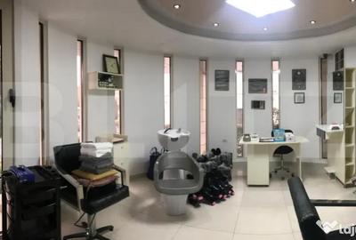 Spațiu comercial, de 290 mp, în Micro 3 - 11