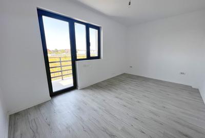 Casa tip duplex - 3 camere - 2 bai - teren 210 mp - Acces facil - 2