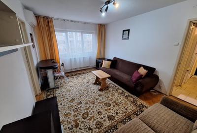 280 euro.Ap.cu 2 camere Et 3  cu centrala proprie Zona Dacia - 2