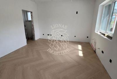 Casă cu 4 camere cu Teren 500 Mp în Central - 8