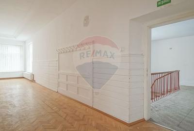 Spațiu de închiriat, central, Sânpetru! - 2