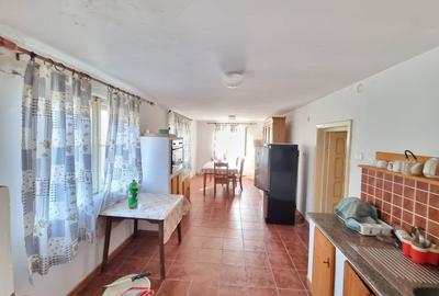 Valenii de Munte |Carbunesti | Casa cu 3 camere | Zona superba| - 6