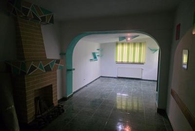 Apartament cu 4 camere decomandat în Exterior Vest - 5