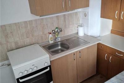 Apartament 1 Camera Etaj 2 7 Noiembrie UMF Mobilat Utilat - 1