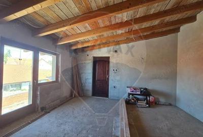 Casă cu 2 camere cu Teren 719 Mp în Central - 6