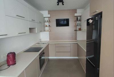 Apartament cu 3 camere decomandat în Mărăști