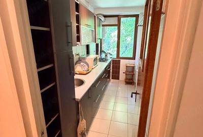 Apartament cu 3 camere semidecomandat în Drumul Taberei - 1