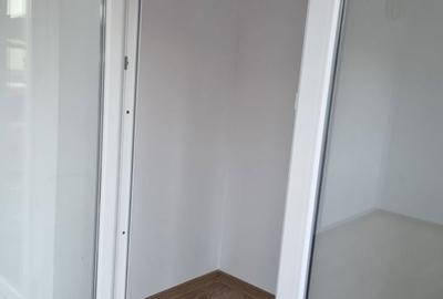 Spațiu comercial, de 13 mp, în Central - 7