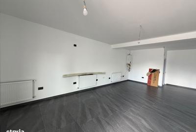 Spațiu comercial, de 100 mp, în Central - 3