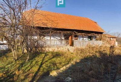 Casa rustica de vanzare in Tau? - 2