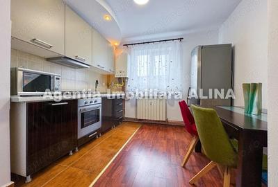 Apartament cu 2 camere semidecomandat în Gojdu