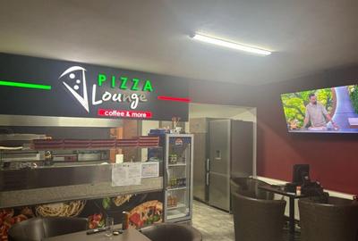 Spatiu comercial, zona centrala, 65 mp, 120000 euro negociab - 1