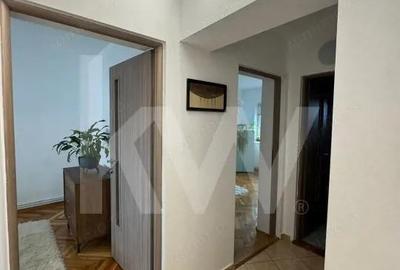 Apartament cu 4 camere semidecomandat, mobilat în Ștrand - 9