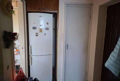 De vanzare apartament cu 3 camere in Dambu - 2