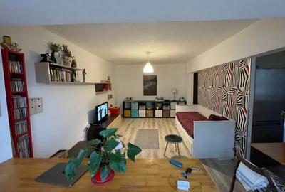 Piata Iancului,Metrou,bl.1977,reabilitat,Mixt,et,1/10,Amenajata,mobilata,Libera - 1