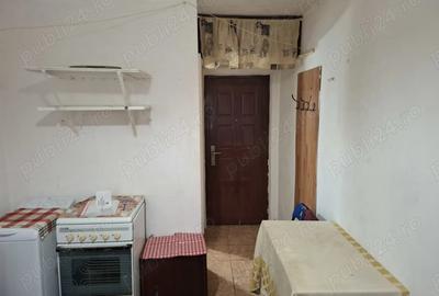 Vand urgent!!! Garsoniera confort 3 zona Romanilor etaj 3 Vand urgent!!! Garsoniera confort 3 zona Romanilor etaj 3 - 3