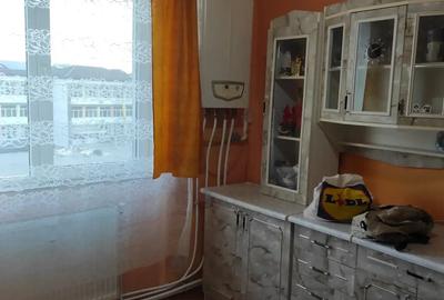 Garsoniera etj 3 zona Dacia - 10