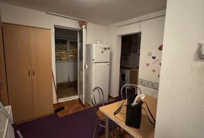 Apartament cu 2 camere decomandat, mobilat în Militari