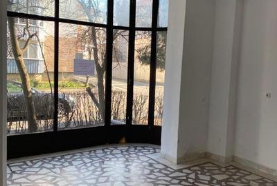 Spațiu comercial, de 132 mp, în Sud - 12