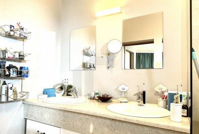 Casă cu 4 camere cu Piscina în Domnești - 9