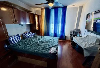 Apartament 3 camere decomandate 77 mp, etaj 3/4 in 1 Mai