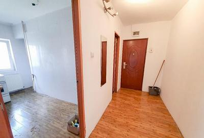 Garsoniera Tudor Vladimirescu Pitesti - 7