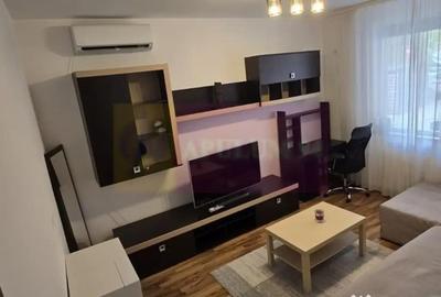Apartament cu 3 camere decomandat în Central - 2
